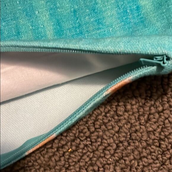 Pillow Covers with Zipper Lake Life Cabin Life Woods - Picture 5 of 5